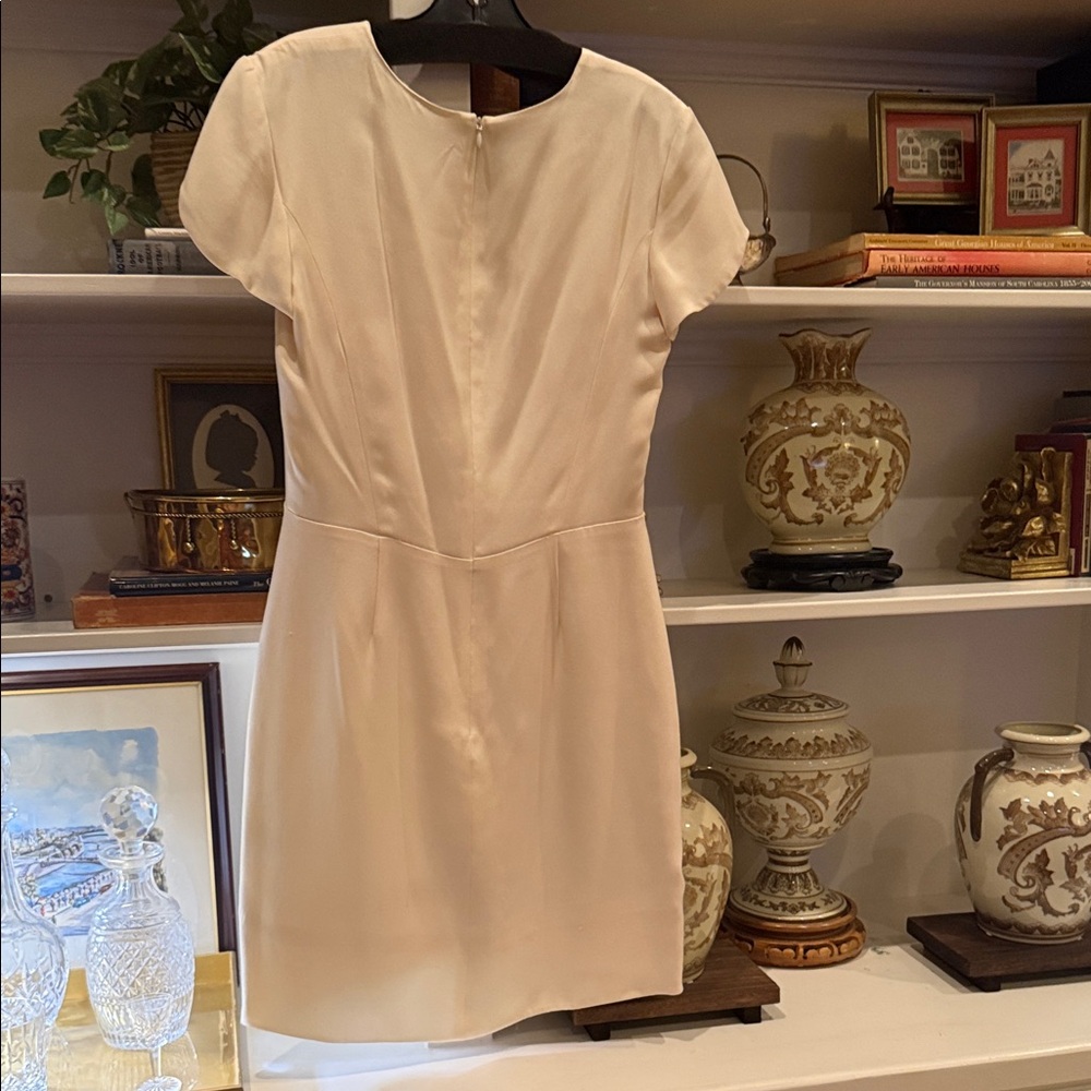 Theory Cream V-Neck Short Mini Dress - Picture 7 of 11